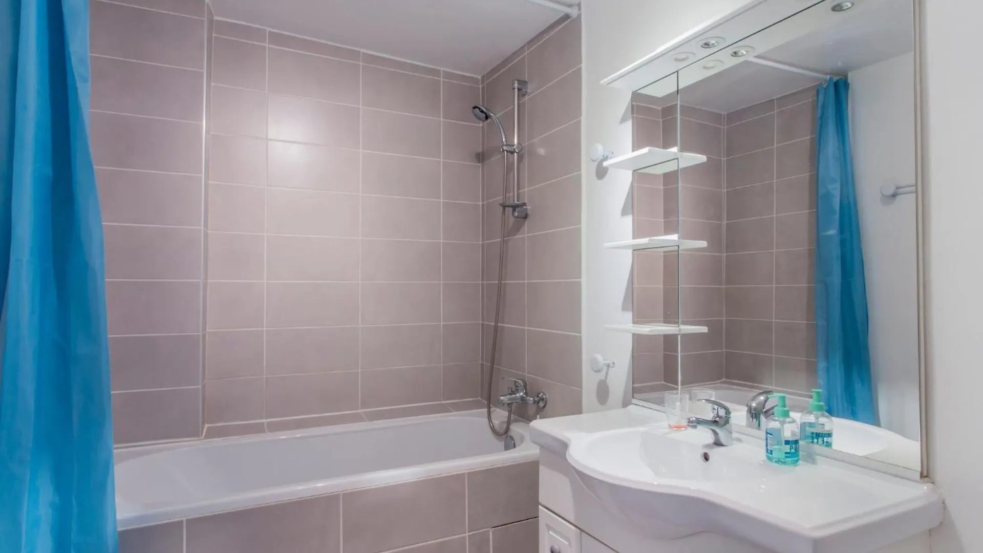 Apartment T2 Lambert By Interhome Toulon